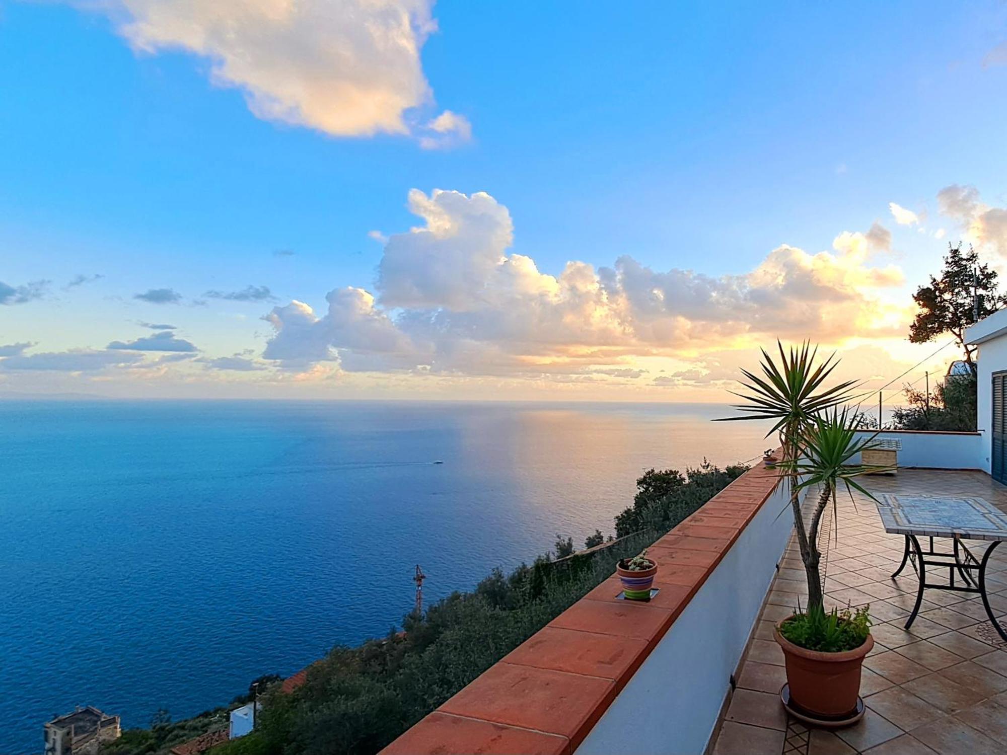 "Casalena" Villa A Furore Amalfi Coast Con Grande Terrazzo E Vista Sul Mare Eksteriør billede